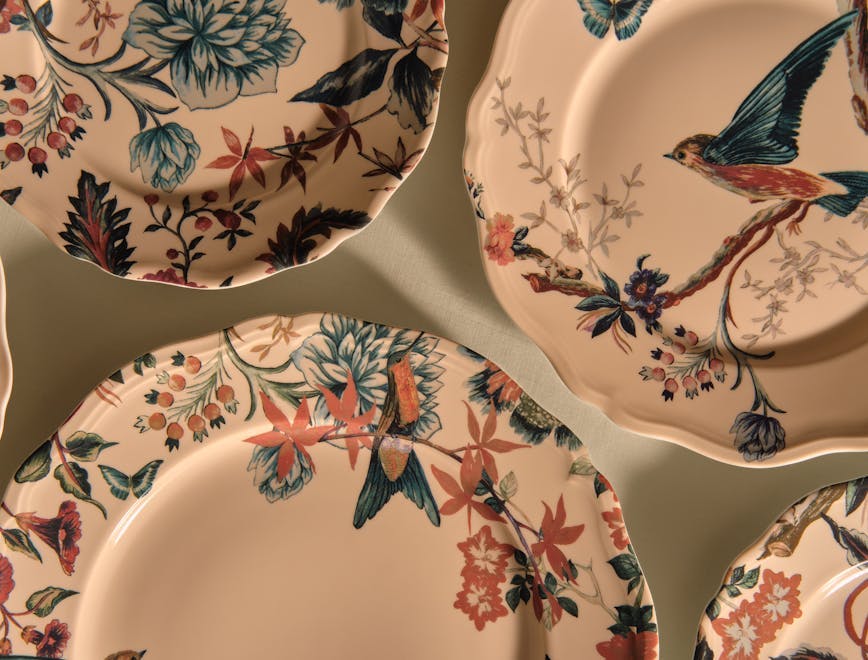 porcelain pottery art saucer dish food meal bird animal